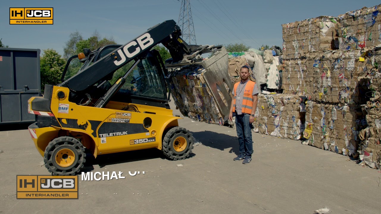 Teleskopowy w&oacute;zek widłowy JCB TELETRUK 9. odchylane widly