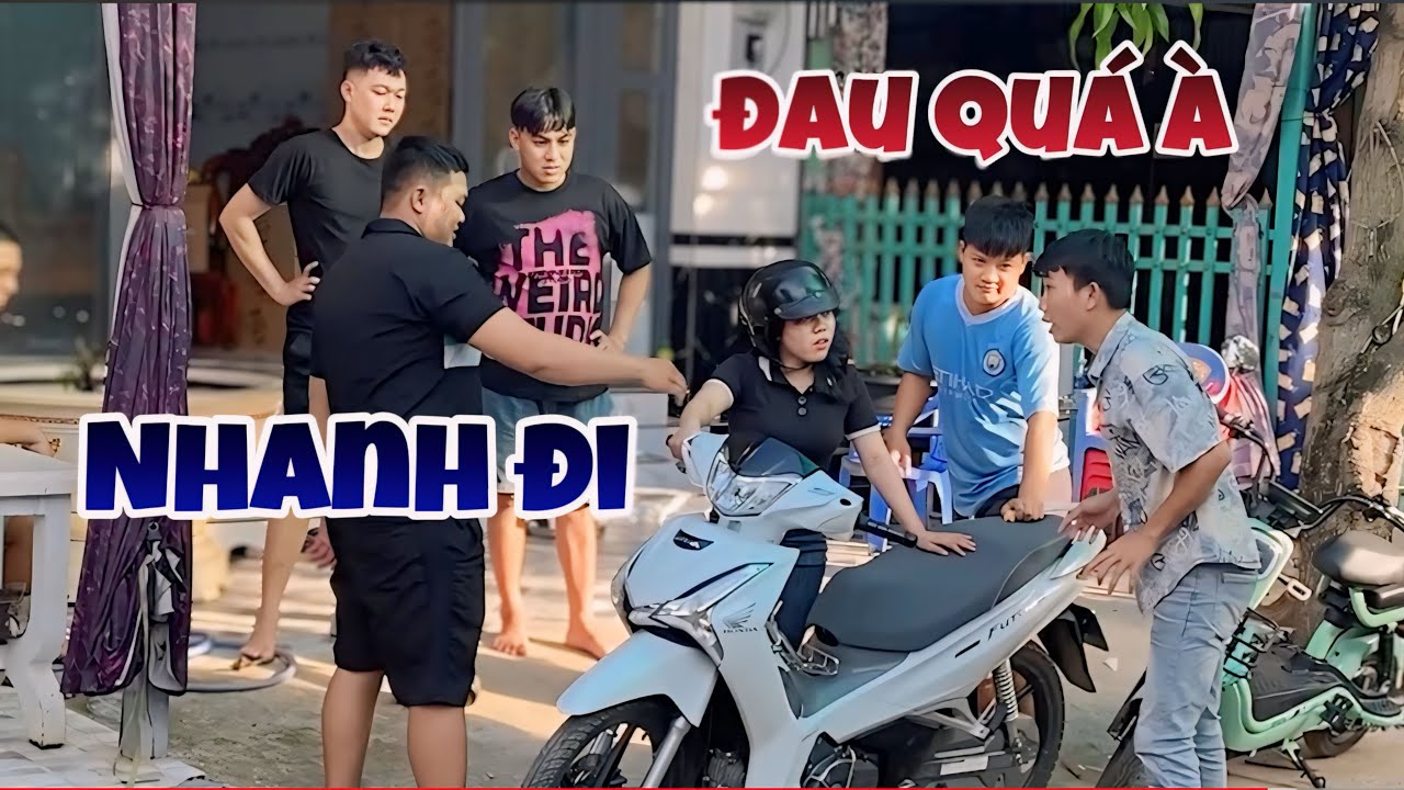 Không Bỏ Lỡ Chuyện Hôm Qua Ông Hải Cho Cả Team Đứng Ngồi Không Yên