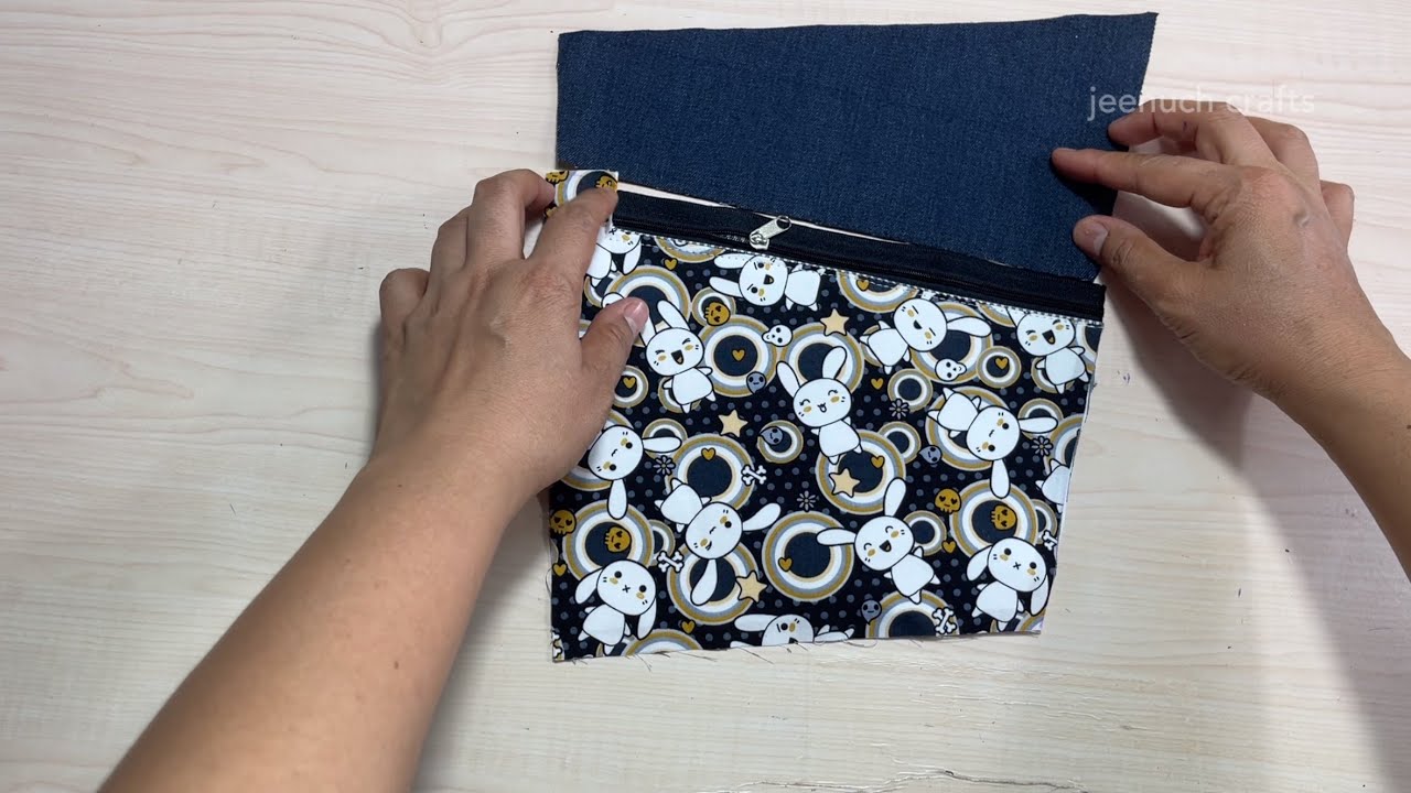 Diy easy sewing pouch | How to Make Pouch with Scraps Fabric | sewing bag tutorial