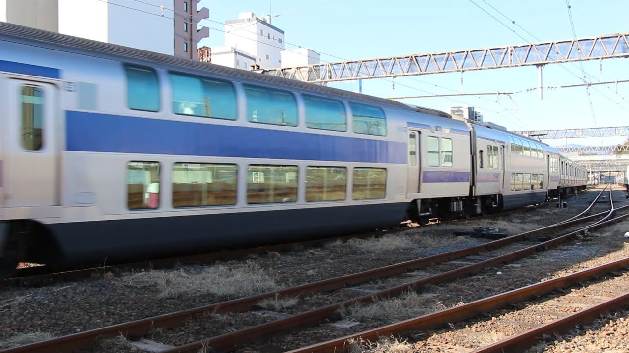 E531系 基本編成✨ いわき駅 留置線に到着🤗 久しぶりの２階建てグリーン車😆 山の上の風力発電も回っています！ 2026.1.16
