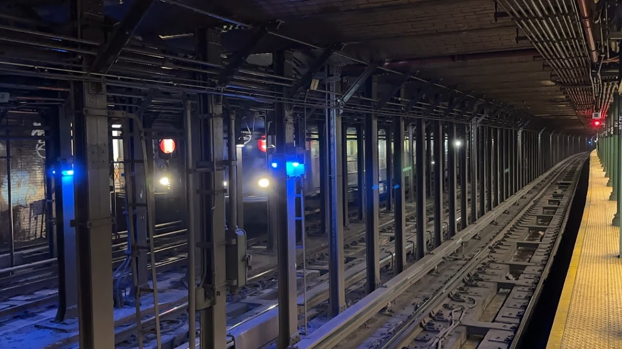 PM Rush Hour R62/R62A/R142 1 Local And 2,3 Express Trains At 59th Street Columbus Circle