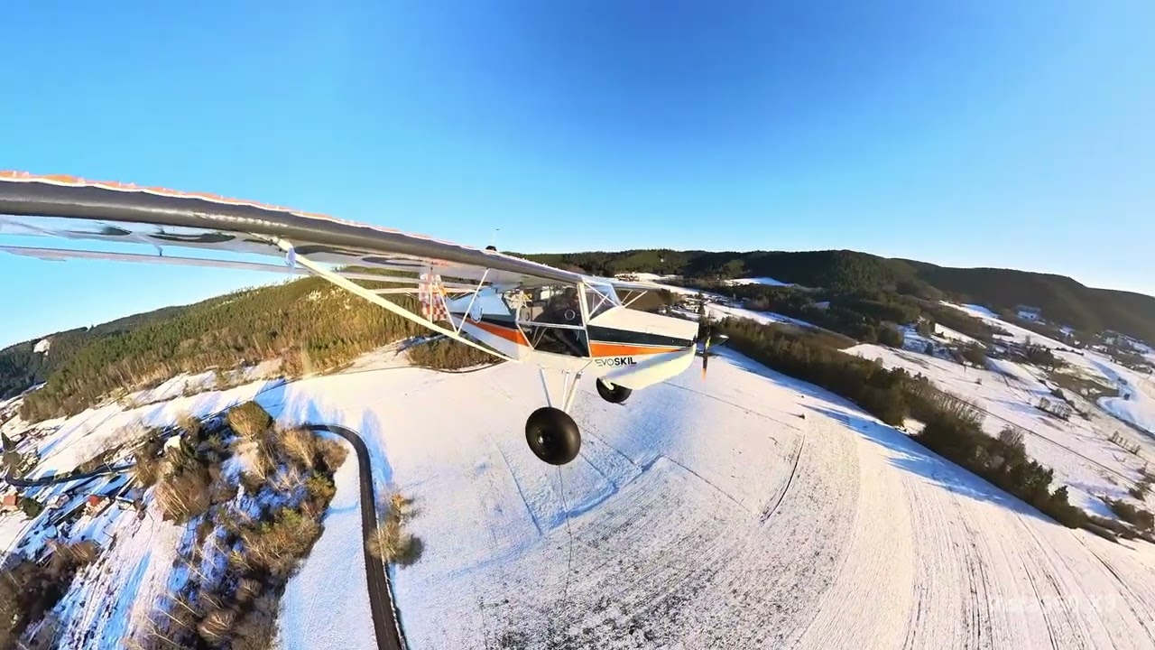 Tour de piste sur Les Freys (Avid Flyer, Rotax 912) #Avidflyer #kitfox #bushplane #insta360