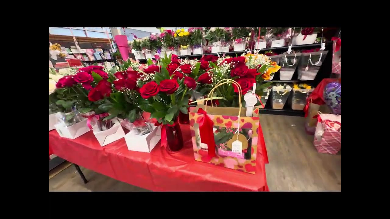 SAFEWAY VALENTINE GIFTS AND DECORATIONS