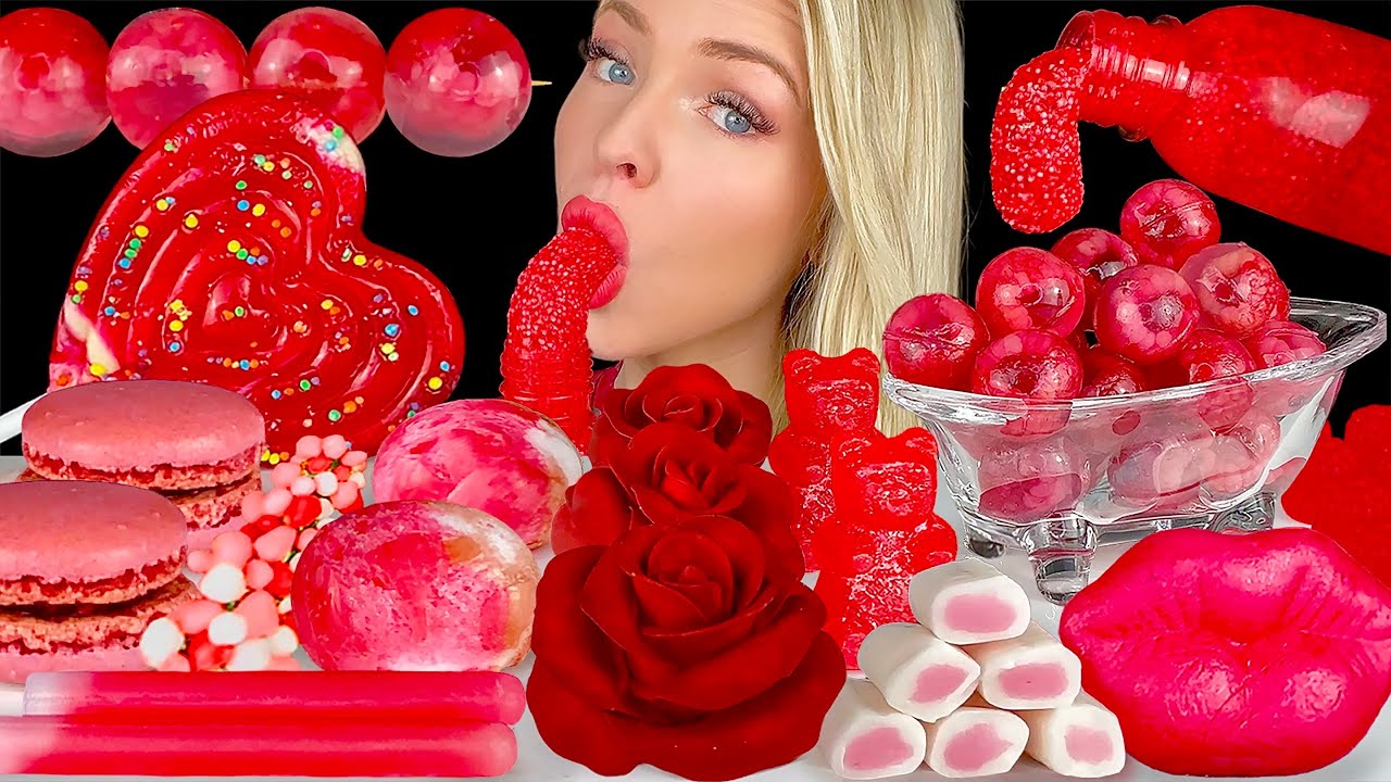 ASMR RED FOODS, SWEDISH BERRIES, EDIBLE ROSES, HI CHEW, ISOMALT LOLLIPOP, RASPBERRY JELLO MUKBANG 먹방