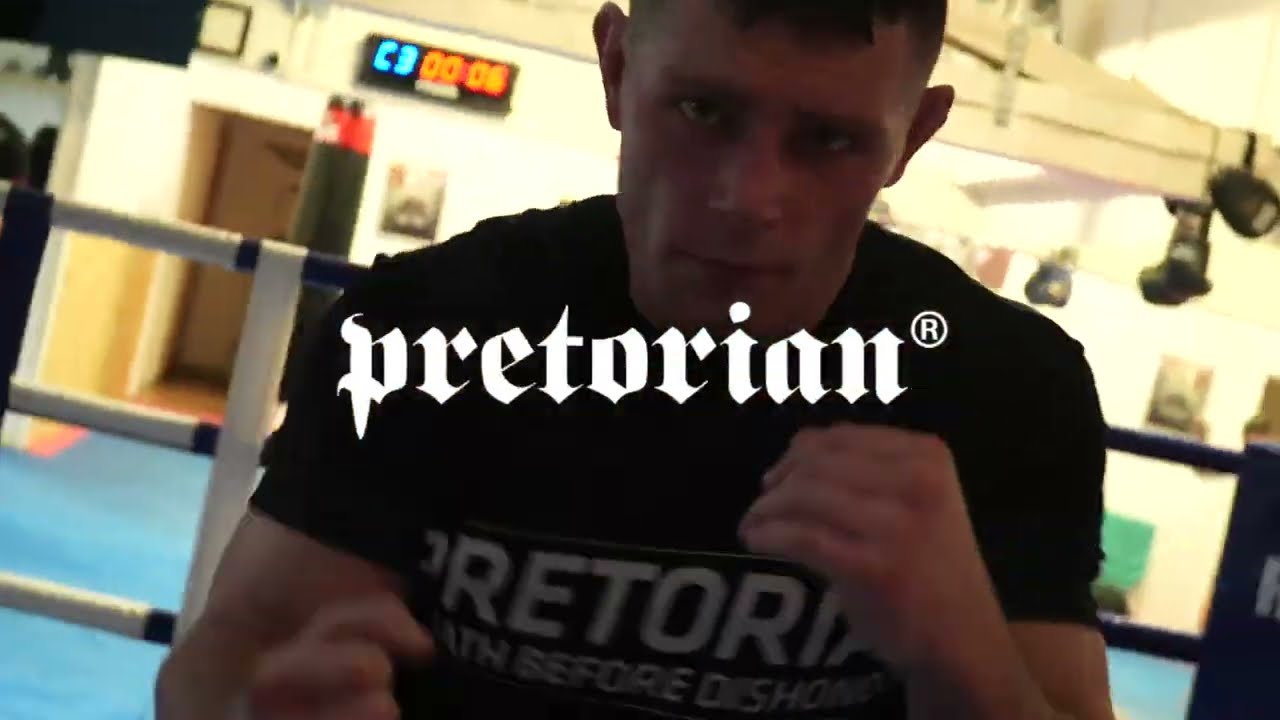 Marcin Wójcik w Azja Gym