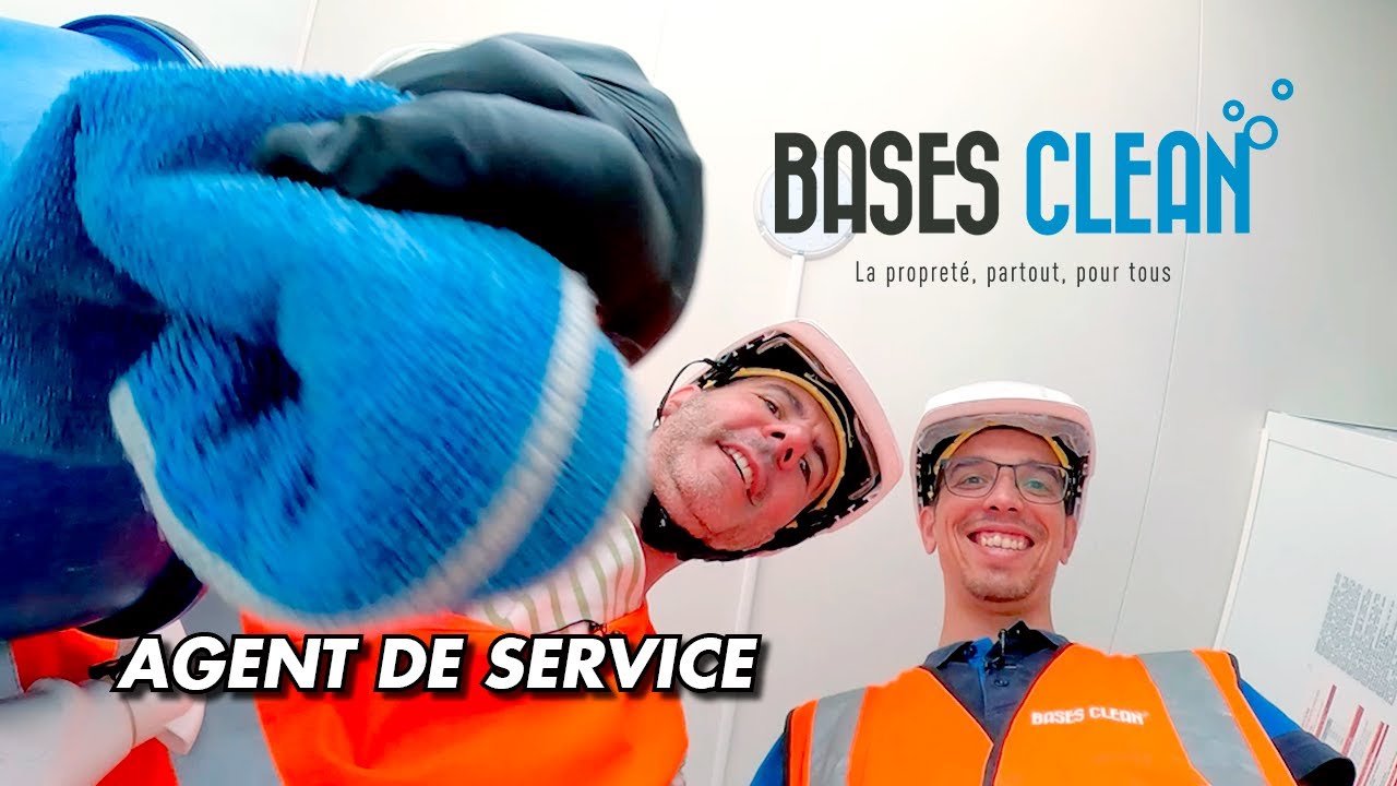 Chez Bases Clean, je teste le métier de Carlos, agent de service en nettoyage pour WC Loc