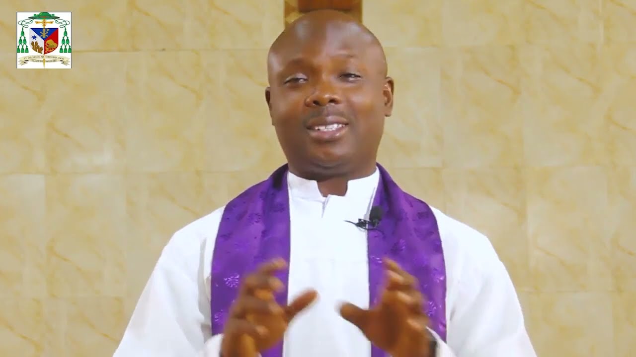2nd Sunday of Lent Year A  Matthew 17 : 1 - 9  GLORY REVEALED