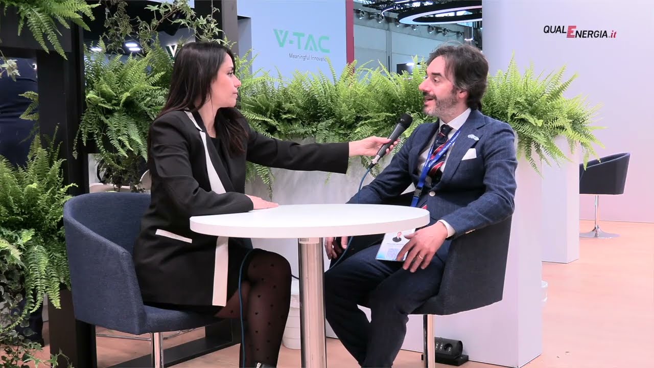 Fotovoltaico, tensioni geopolitiche e logistica: rischio rincari e ritardi nelle forniture