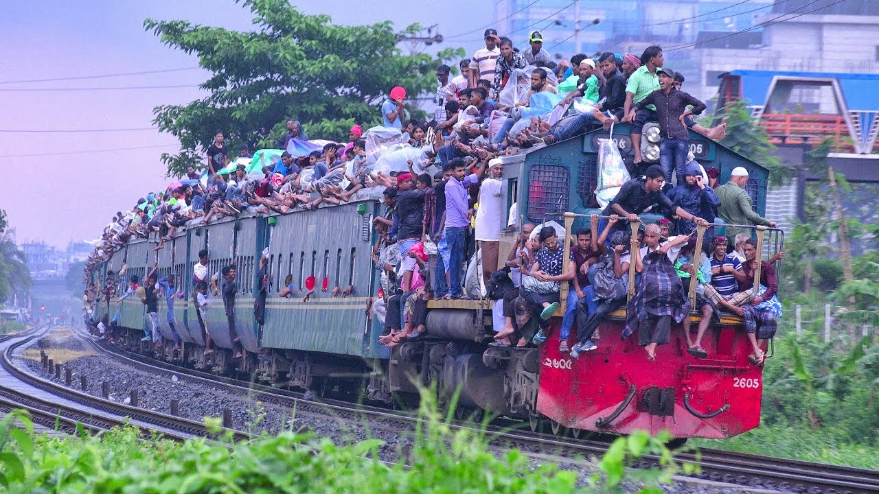 Extreme Eid Rush on Bangladeshi Train || Dewanganj Commuter Train of Bangladesh Railway