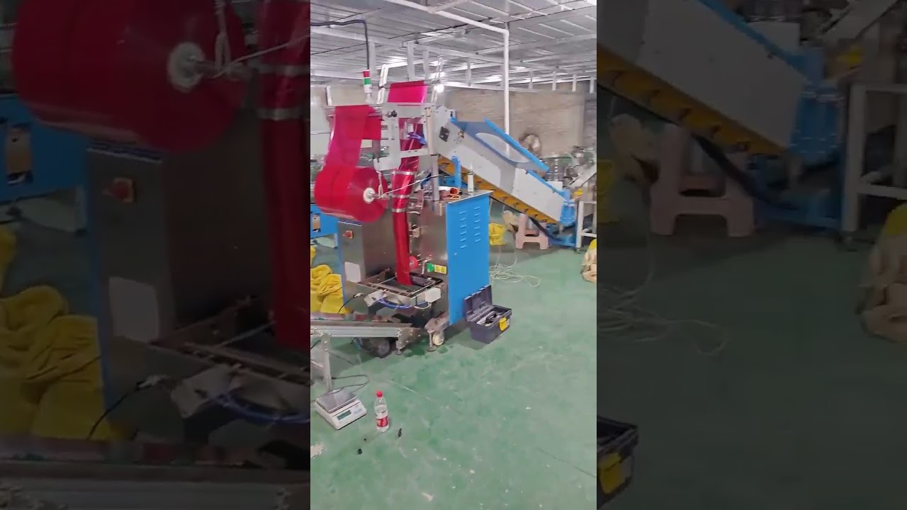 Small Hardware Packing Machine  #hardware #screw