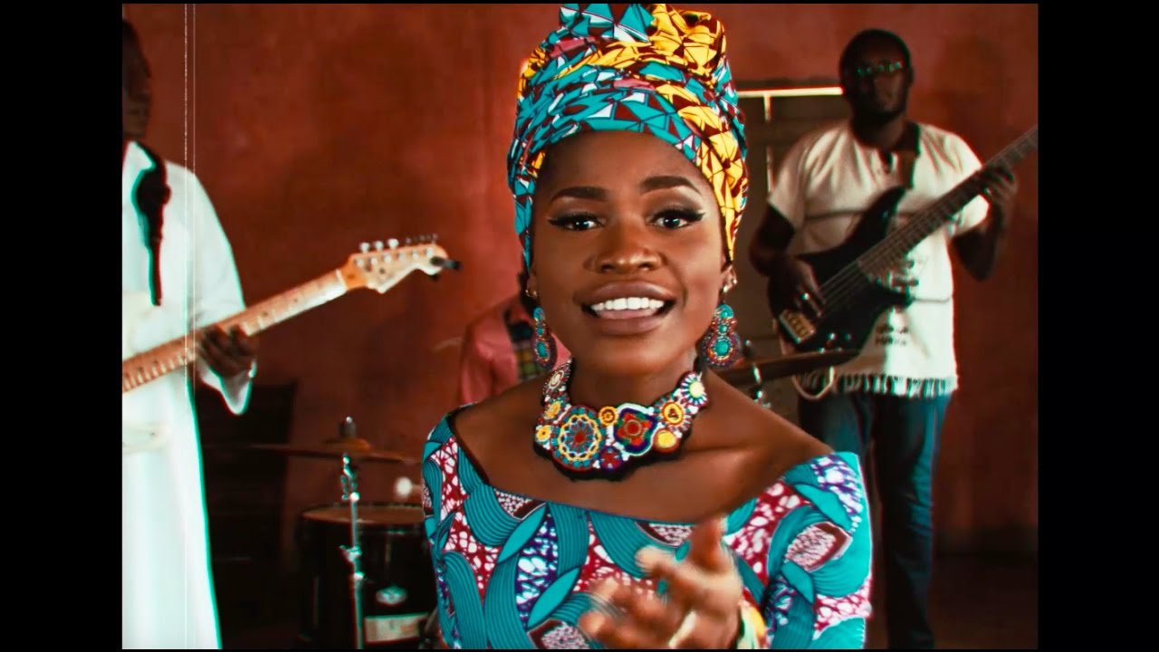 Reniss - Zelie (Original by Bella Bellow)