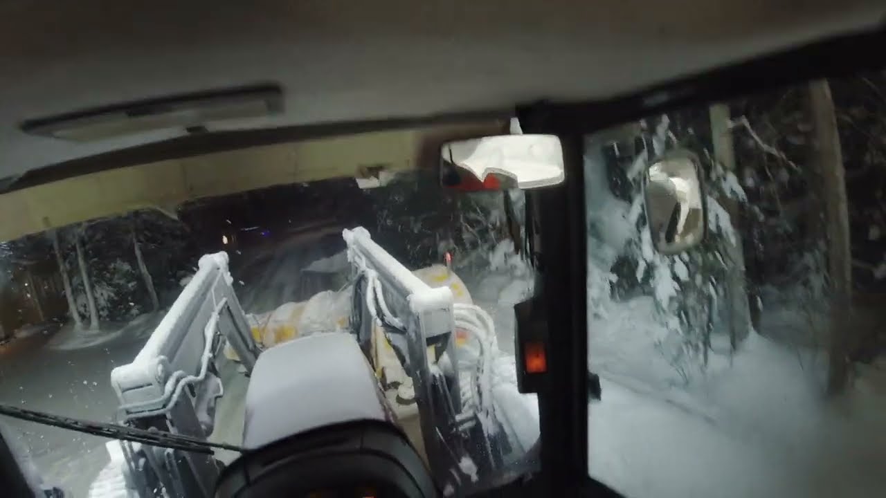 Tapaninpäivän pitkä ja tylsä aurausvideo - Valtra T170