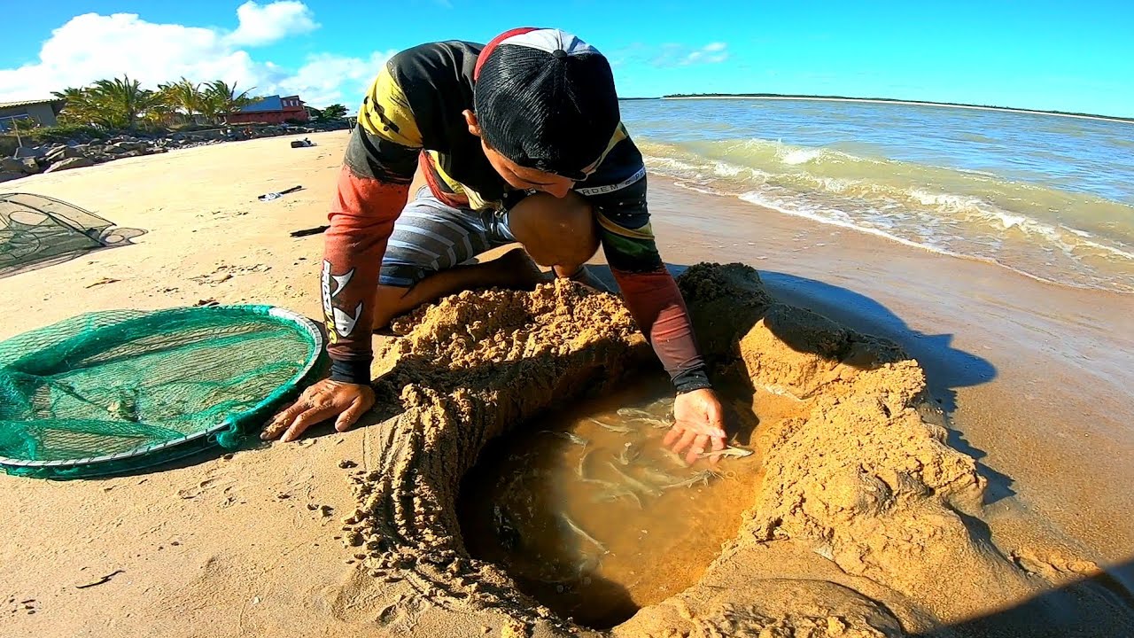 VEJA O QUE ENCONTRAMOS NA BEIRA DA PRAIA! pescaria no mar