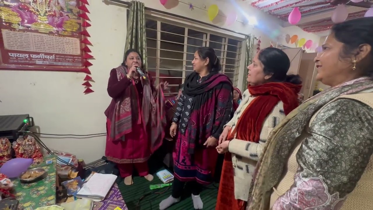 पाओ बोलियाँ पाओ बोलियाँ शेरावाली दे दवारे उत्ते पाओ बोलियाँ 🎉🎉बहुत ही सुन्दर भजन💐💐जय माता दी 🙏🏻