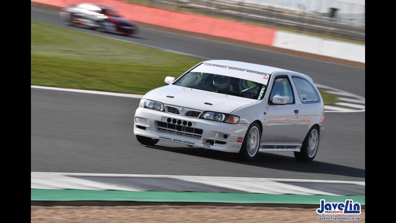 Silverstone National Almera GTI trackday