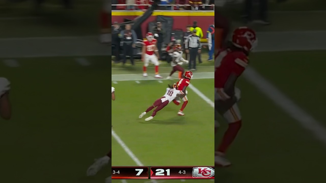 Mahomes TOSSES it to Rashee Rice for a TOUCHDOWN Chiefs vs commanders #shorts #nfl #chiefs #nfceast