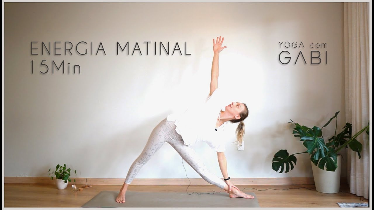 15 Minutos de Yoga Energizante para Iniciar bem o Dia - Yoga com Gabi
