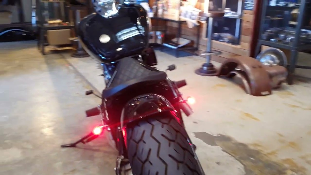XVS650 Custom bobber (short bob pipes)