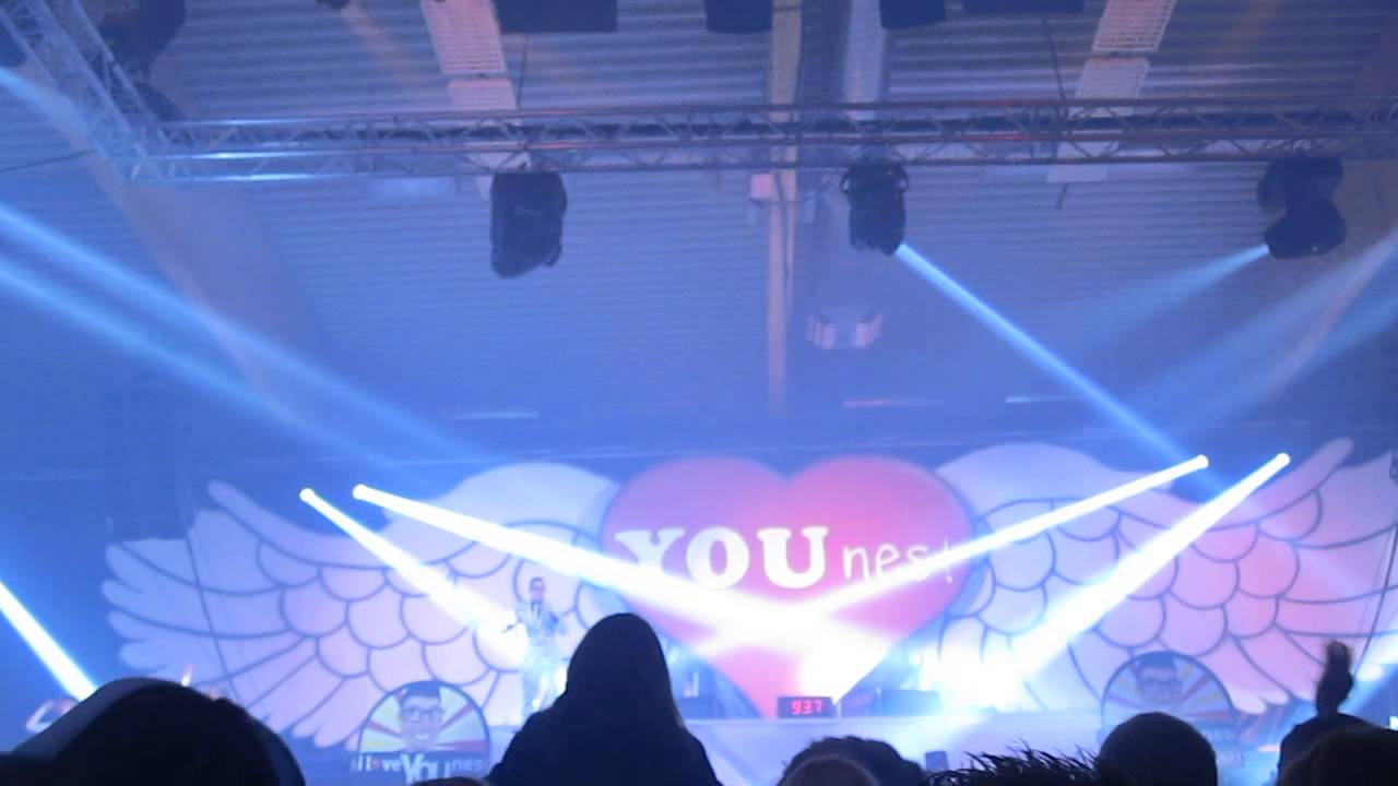Campagnebal Younes ver 2015 - Campagneliedjes Filmpje 2