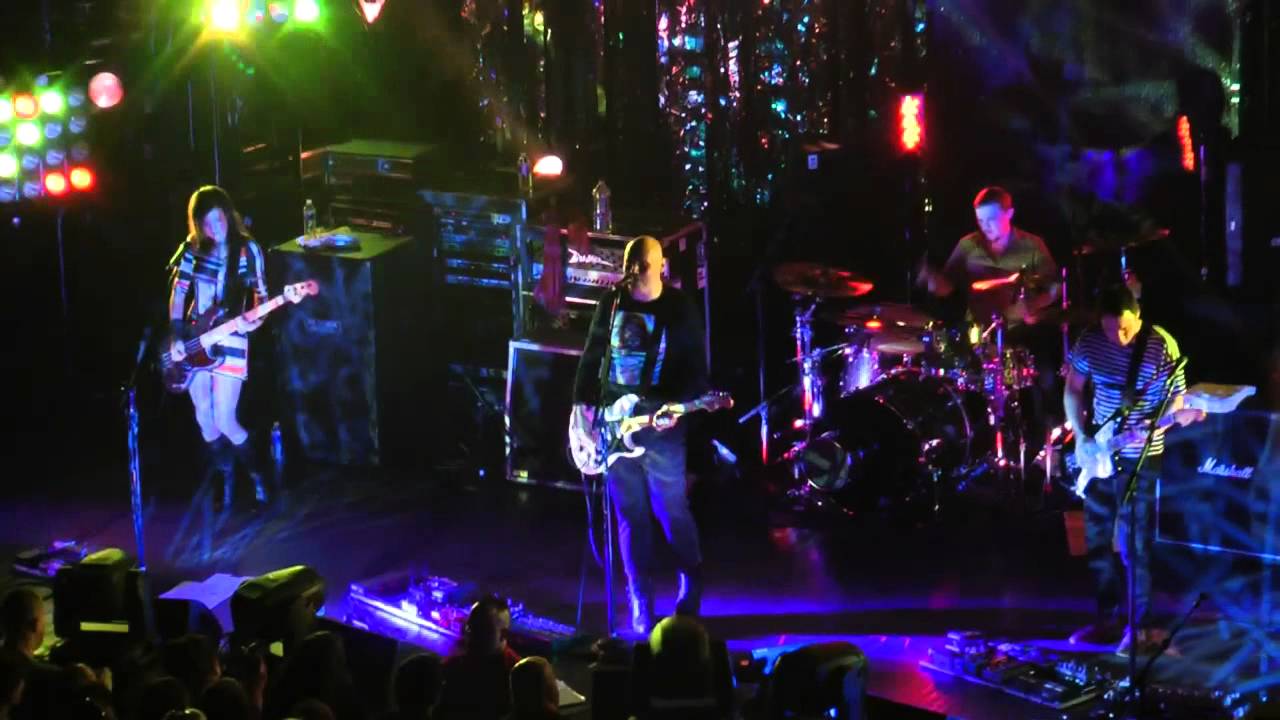 Smashing Pumpkins - My Love is Winter