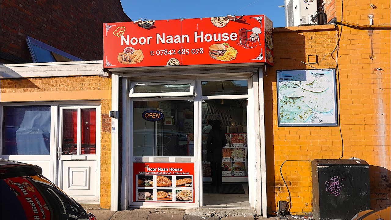 £2.99 Freshly made Tandoori Naan Falafel Sandwich Wrap | Noor Naan House on Harrison Road Leicester