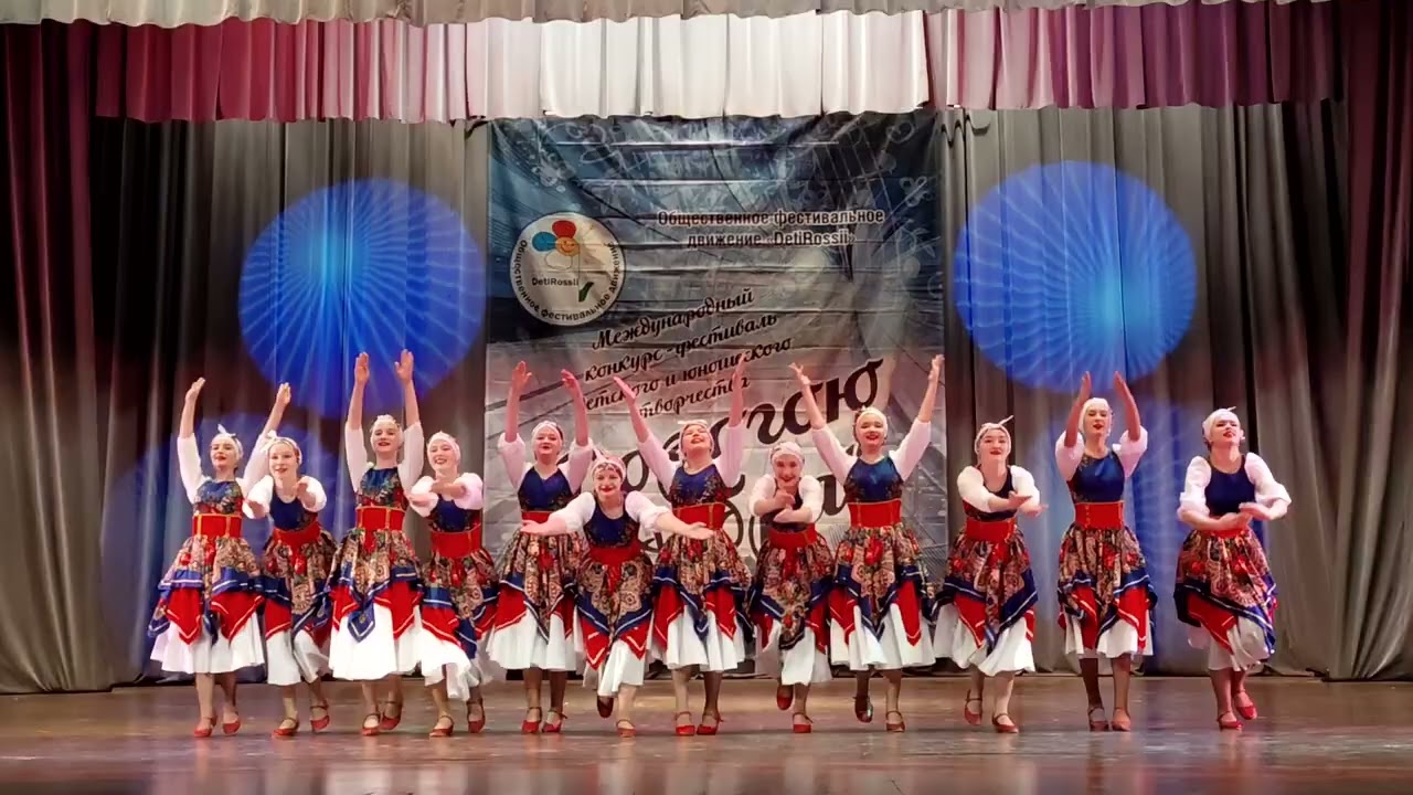 Кумушки- голубушки. Танцует гр. Карусель. Искитимский район
