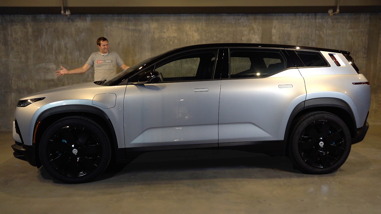 The 2023 Fisker Ocean Is the Quirkiest, Newest Electric SUV