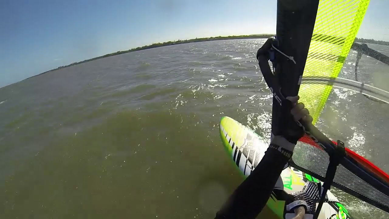 Windsurfing 20/1/18 Victoria Point Neilpryde Hellcat 7.2m JP Allride 106L (63wide)-2