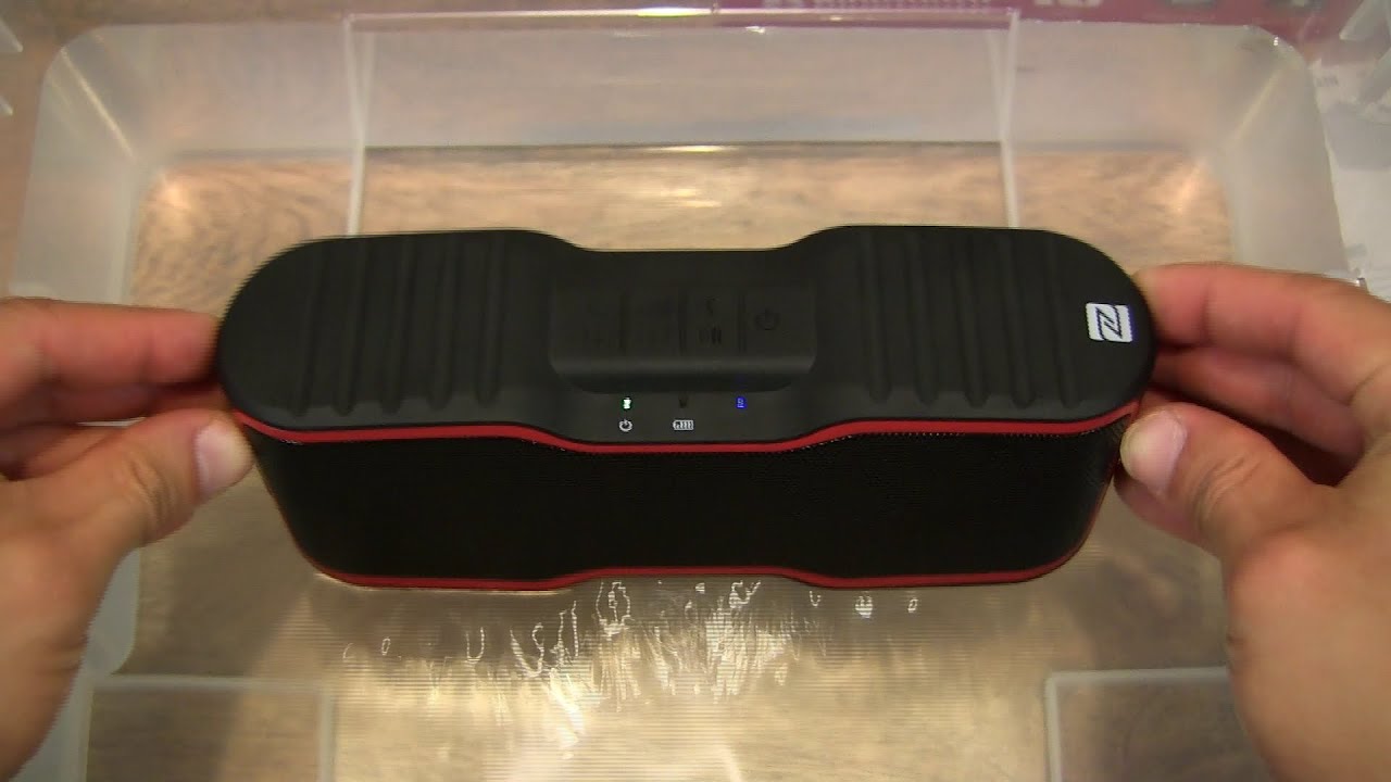 AOMAIS Waterproof Wireless Bluetooth Speaker
