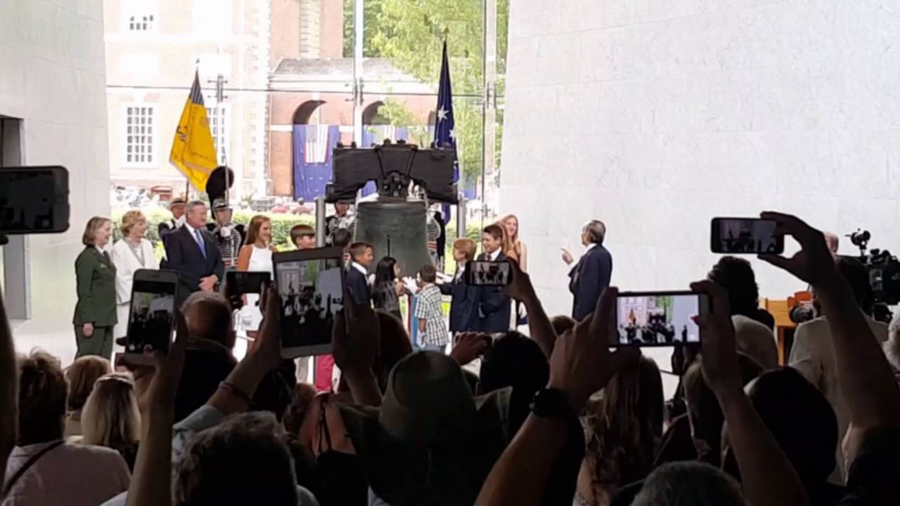 Fourth of July Liberty Bell Ringing Ceremony - Philadelphia Center City