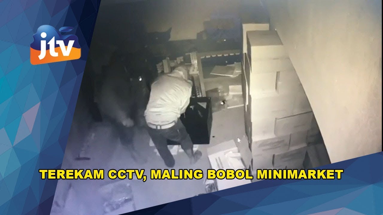 BLITAR - Terekam CCTV, Maling Bobol Minimarket