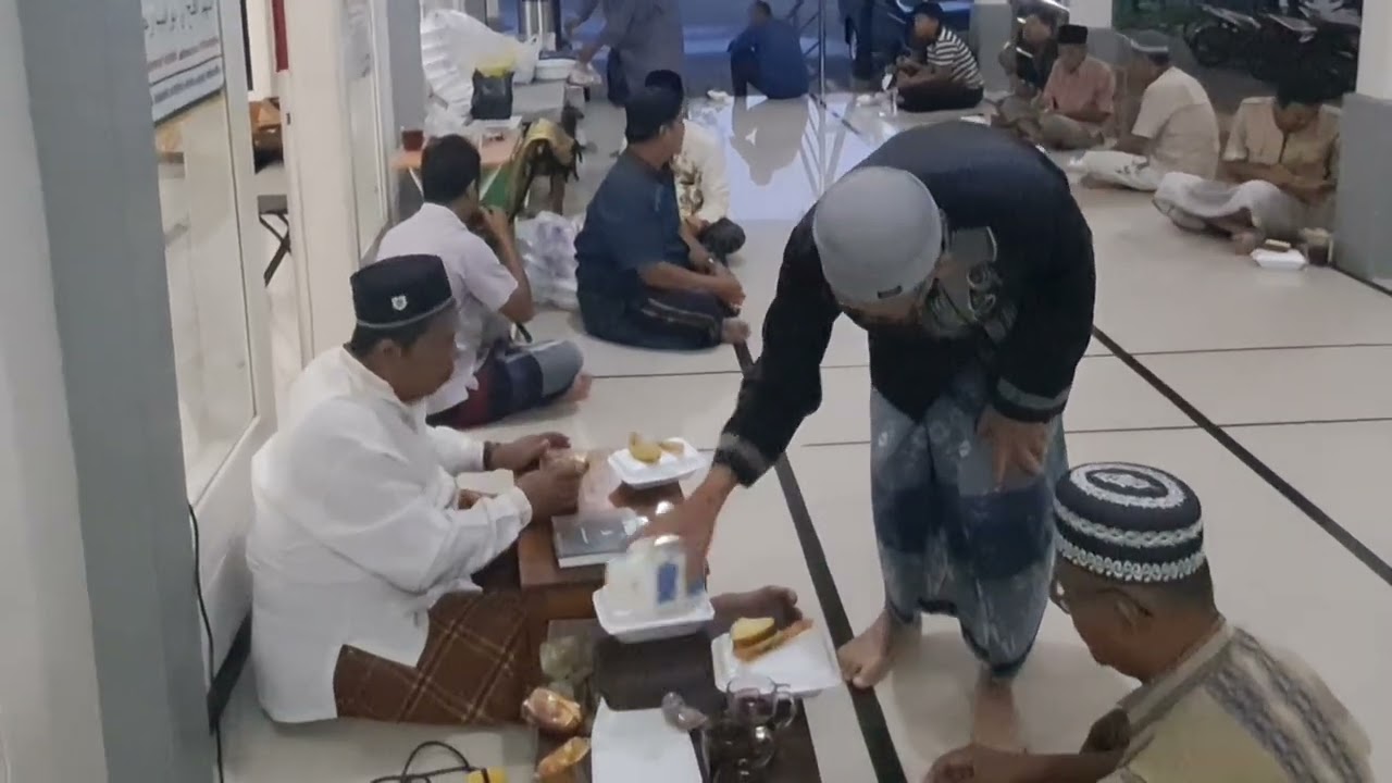 @Kultum bukber Hari ke 8 oleh kyai Rohmad Hasan Masjid Haji Alabror Pati Jl raya Pati Kudus Km 4 