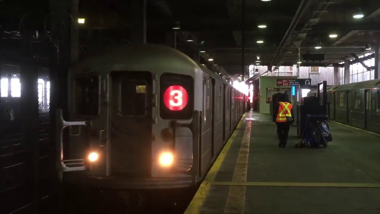 IRT Lenox Ave Line: R62 (3) Trains End/Begin Service @ Harlem-148th Street