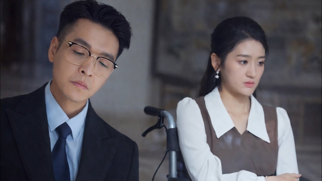 دكتور مجنون بيعذب مراته وفاكرها مشلوله بس هي بتنتقم بنفس طريقته وتفضحه قدام زمايله .