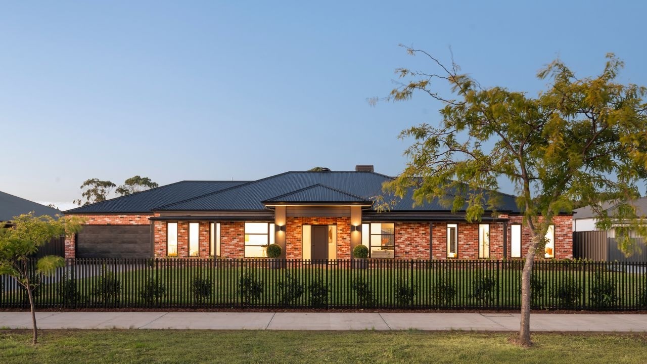 1/54 Abeckett Road, Narre Warren North - JR Property Berwick