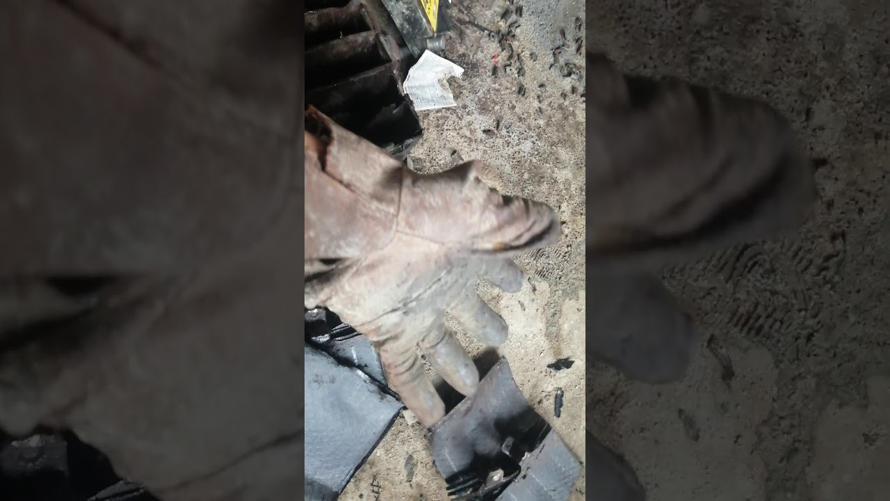 Obținerea plumbului din acumulatori auto. Partea 1 Lead from car battery