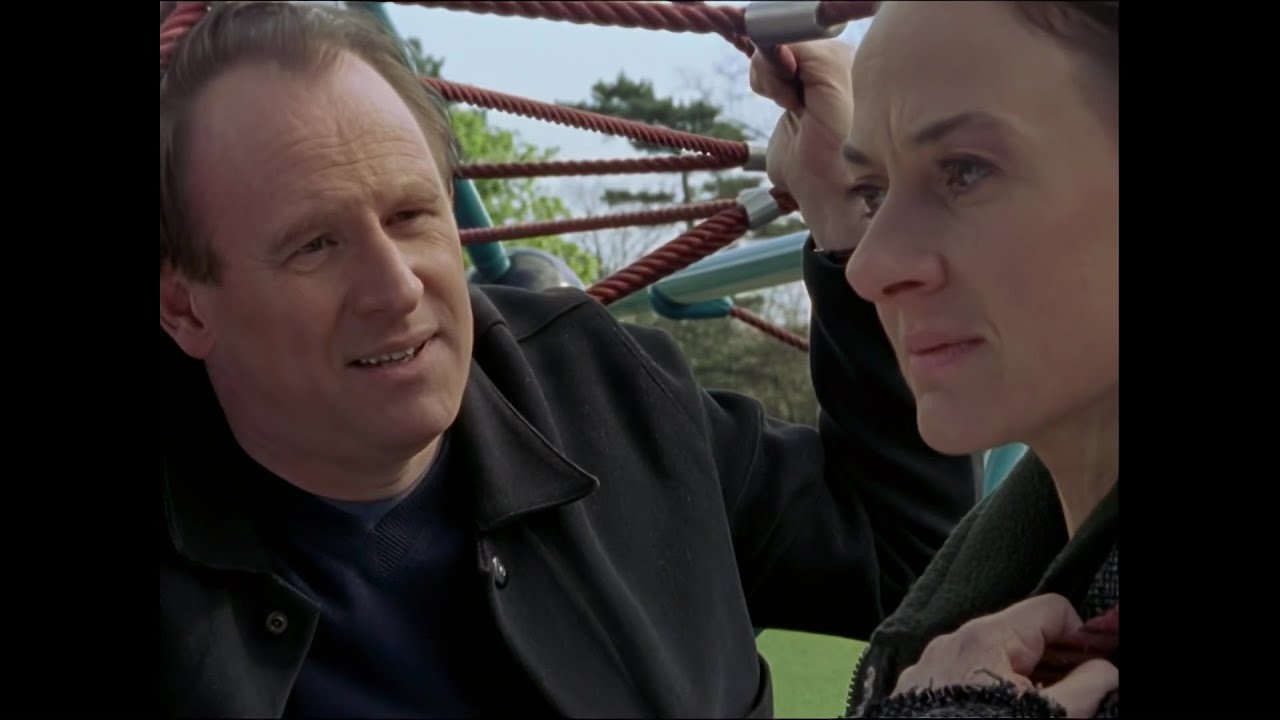 Too Good To Be True Pts. 1 & 2 (HD Upgrade) st. Peter Davison, Niamh Cusack