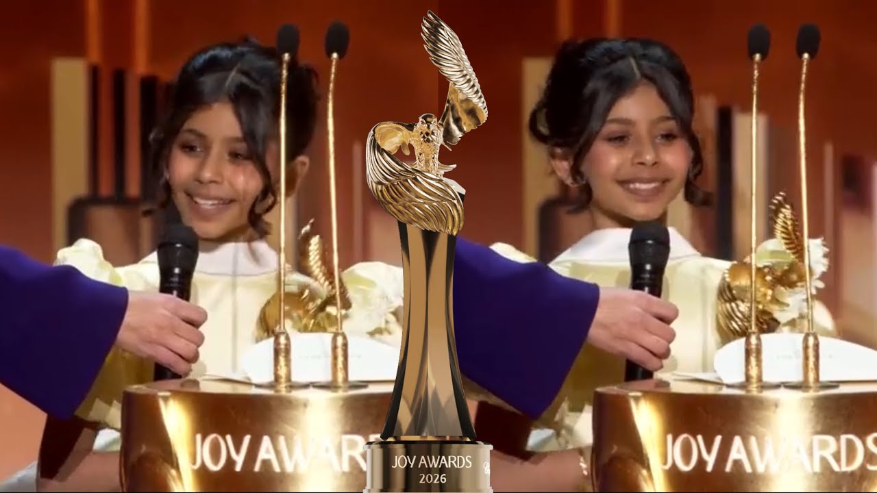لحظه فوز ترف العبيدي من فئه الوجه الجديد بجائزه الجوي اوردز 2026 ❤️