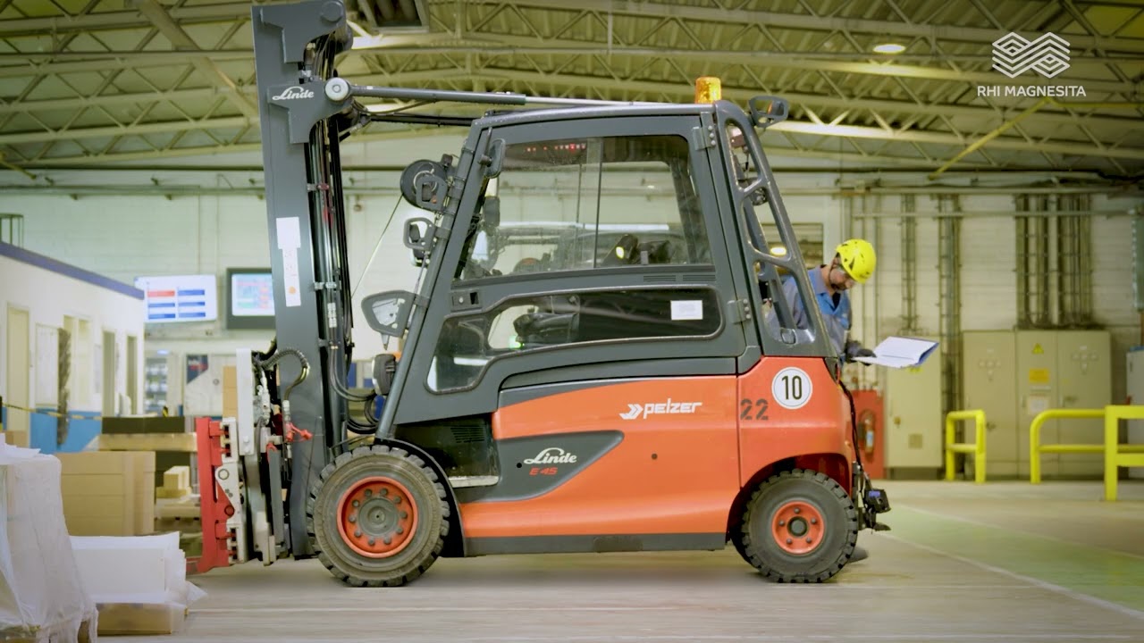 RHI Magnesita's Critical Controls for Working Safely: Putting a Forklift into Operation