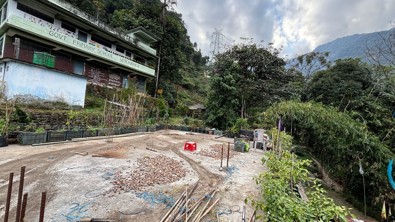 Terrace ma saaf  safai || k ko lagi khali gariyeko..? #devirai #sikkim 
