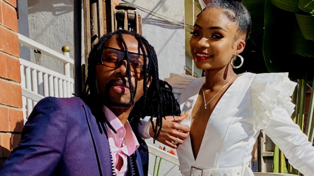 BOOSHIRANY Feat NA&Iuml;MAH - ZAH TSY SARAKA  (Official Music Video) Reggae Iove