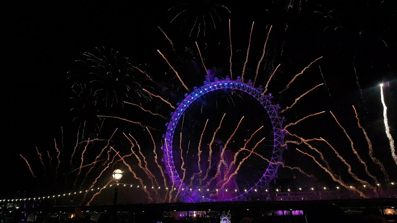 London New year's eve fireworks: Welcome 2018