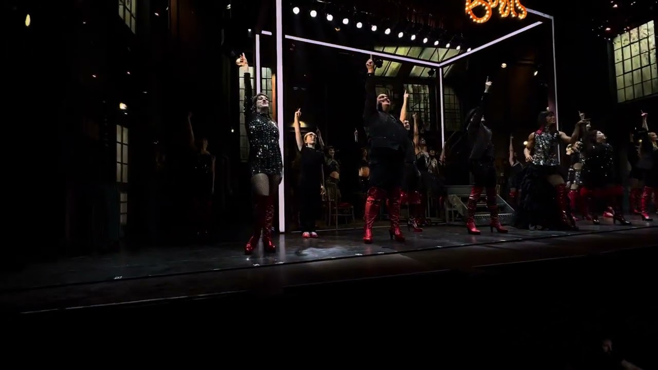 kinky boots uk tour - bows/finale - 19th feb 2025 evening