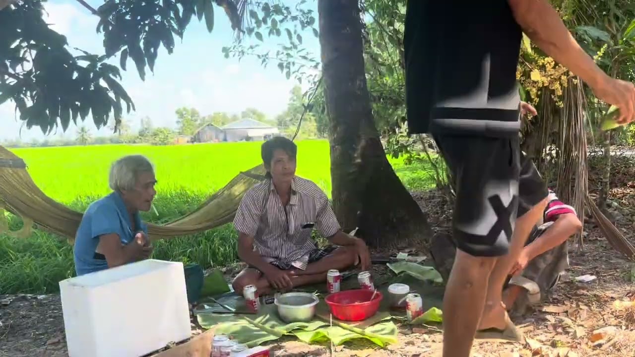 Anh Em Đoàn Tụ ( Tết Sum Vầy ) 