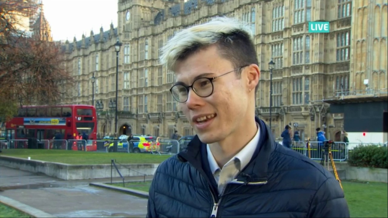 Brexit amendment votes - Aron Cheung, Newsround
