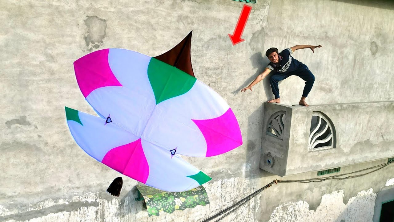 New Design Kite Catch Roof Abubaker Bhai | Moon Tukkle Kite