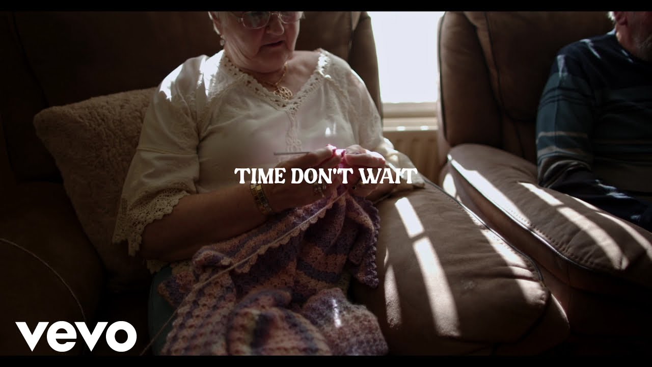 Gareth - Time Don't Wait (Official Music Video)