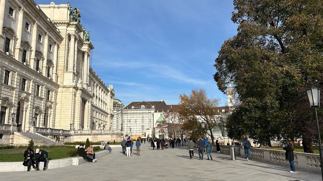 Walking around karlsplatz wien
