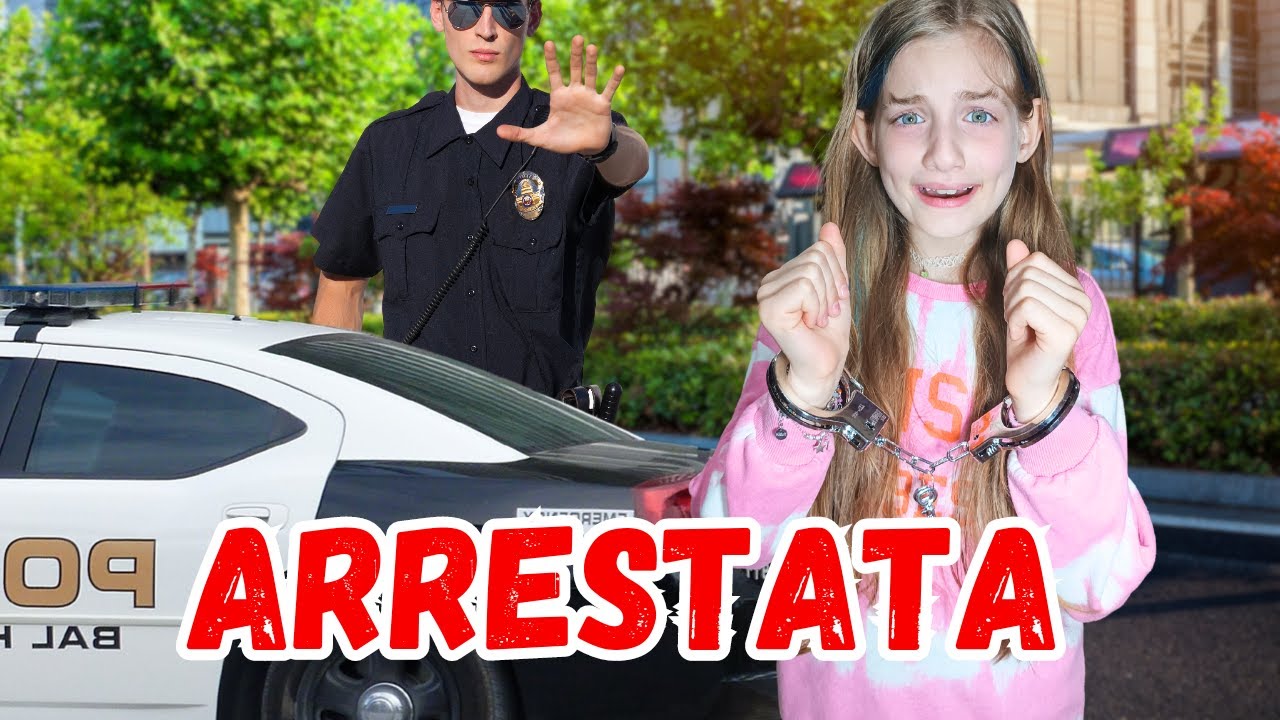 SOFÌ LADRO ENTRA IN UN NEGOZIO E RUBA UN GIOCO E VIENE ARRESTATA DALLA POLIZIA E VA IN PRIGIONE