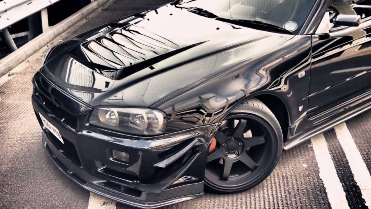 Toni's Nissan Skyline R34 GTR V-SPEC II